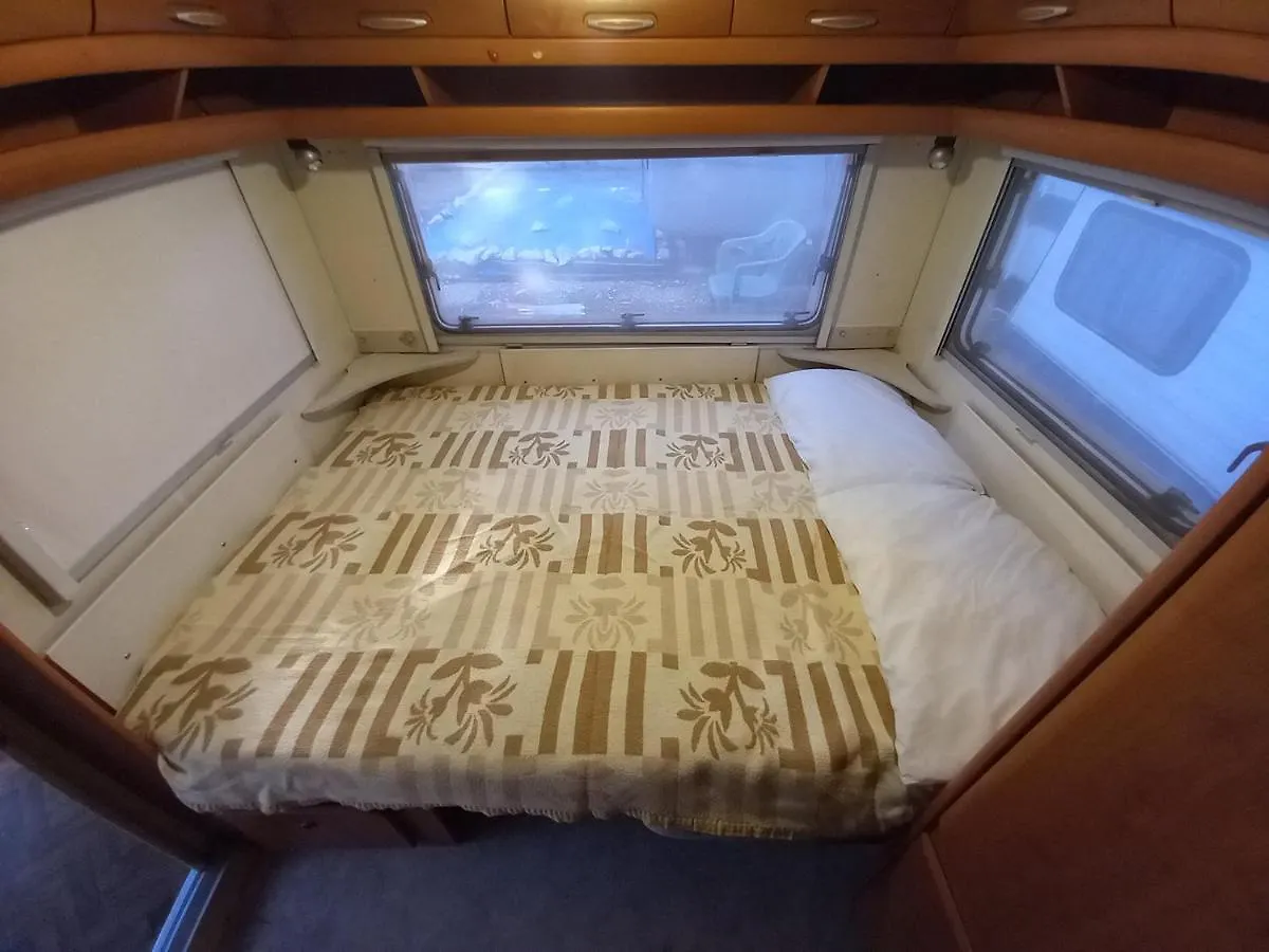 Guest house Room In Cabin - Caravan Near The Sea 6 Ugljan